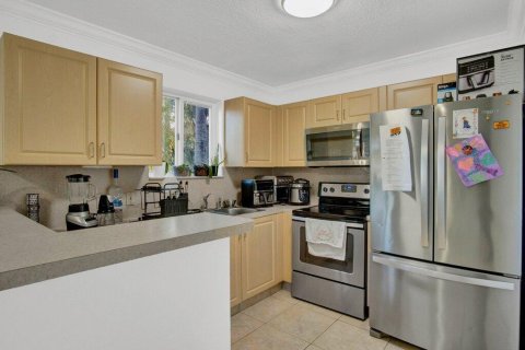 Condo in West Palm Beach, Florida, 3 bedrooms  № 1118584 - photo 27