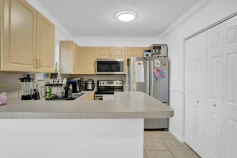 Condo in West Palm Beach, Florida, 3 bedrooms  № 1118584 - photo 25