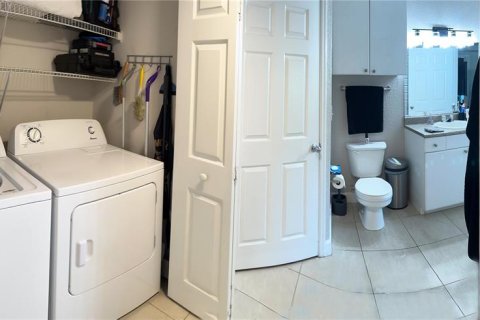 Condo in Orlando, Florida, 1 bedroom  № 1251248 - photo 21