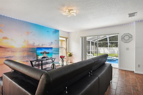 Villa ou maison à vendre à Kissimmee, Floride: 4 chambres, 197.23 m2 № 1351055 - photo 7