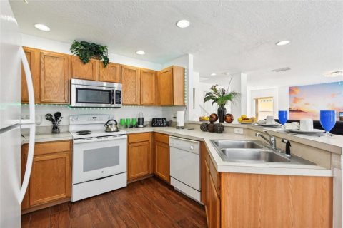 Casa en venta en Kissimmee, Florida, 4 dormitorios, 197.23 m2 № 1351055 - foto 15