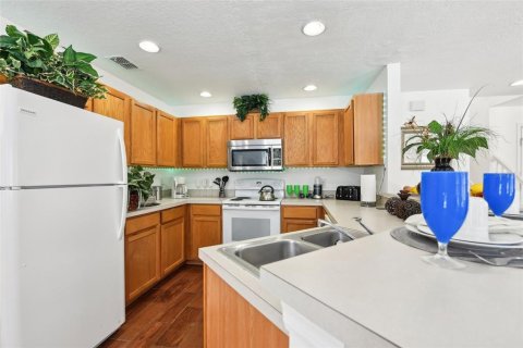 Casa en venta en Kissimmee, Florida, 4 dormitorios, 197.23 m2 № 1351055 - foto 14