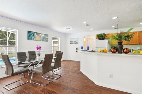 Casa en venta en Kissimmee, Florida, 4 dormitorios, 197.23 m2 № 1351055 - foto 9