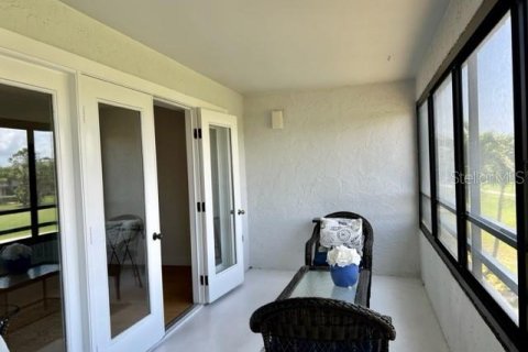 Copropriété à vendre à Punta Gorda, Floride: 2 chambres, 126.81 m2 № 565484 - photo 3