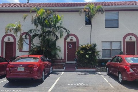 Copropriété à vendre à Orlando, Floride: 2 chambres, 113.99 m2 № 1003864 - photo 2