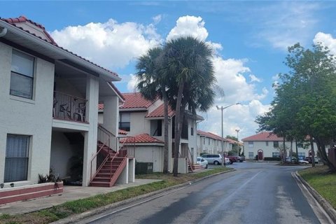 Condominio en venta en Orlando, Florida, 2 dormitorios, 113.99 m2 № 1003864 - foto 4