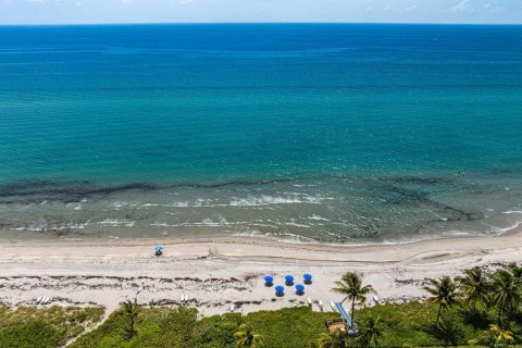 Copropriété à vendre à Highland Beach, Floride: 2 chambres, 111.58 m2 № 1178620 - photo 1