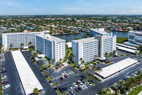 Condominio en venta en Highland Beach, Florida, 2 dormitorios, 111.58 m2 № 1178620 - foto 4