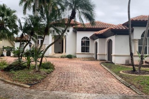 Casa en venta en Miami Lakes, Florida, 5 dormitorios, 446.21 m2 № 983209 - foto 9