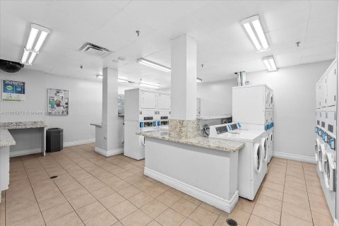 Copropriété à vendre à Miami, Floride: 1 chambre, 53.42 m2 № 1378723 - photo 15