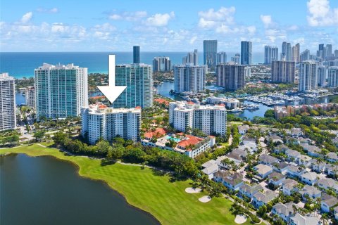 Copropriété à vendre à Aventura, Floride: 2 chambres, 116.78 m2 № 1095190 - photo 30