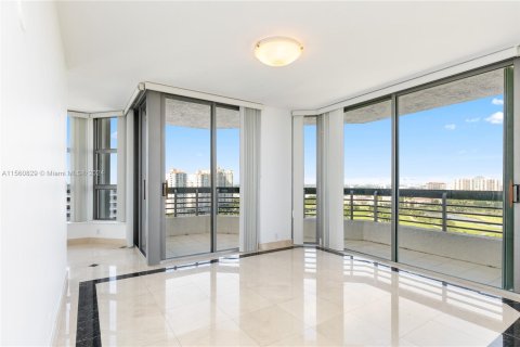 Condominio en venta en Aventura, Florida, 2 dormitorios, 126.44 m2 № 1095227 - foto 7