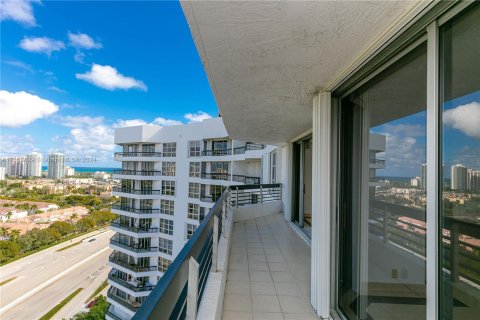 Condominio en venta en Aventura, Florida, 2 dormitorios, 126.44 m2 № 1095227 - foto 28