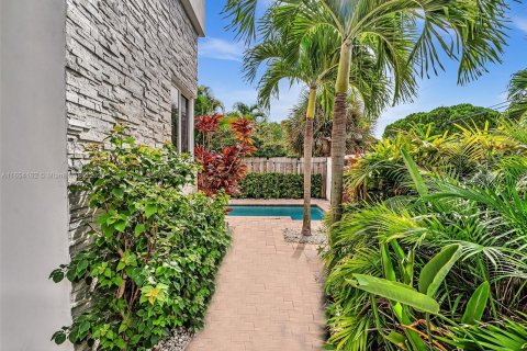 Townhouse in Fort Lauderdale, Florida 3 bedrooms, 218.51 sq.m. № 1351959 - photo 25