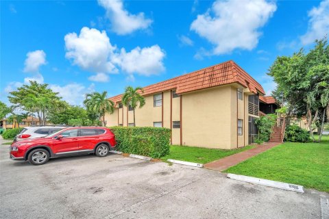 Copropriété à vendre à Hialeah, Floride: 3 chambres, 91.04 m2 № 1351986 - photo 26