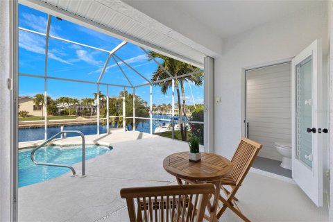 Villa ou maison à vendre à Punta Gorda, Floride: 3 chambres, 195.75 m2 № 932746 - photo 26