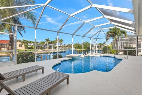 Villa ou maison à vendre à Punta Gorda, Floride: 3 chambres, 195.75 m2 № 932746 - photo 27
