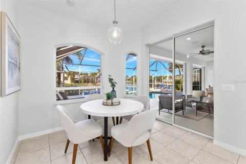 Villa ou maison à vendre à Punta Gorda, Floride: 3 chambres, 195.75 m2 № 932746 - photo 12