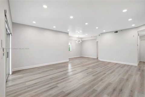 Copropriété à vendre à Boynton Beach, Floride: 2 chambres, 116.5 m2 № 1291455 - photo 20