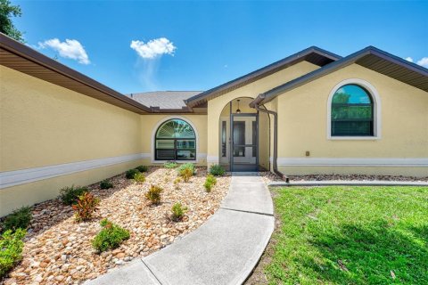 Villa ou maison à vendre à Punta Gorda, Floride: 3 chambres, 150.41 m2 № 1254367 - photo 3