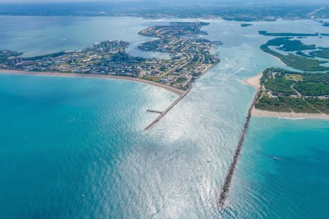 Casa en venta en Hutchinson Island South, Florida, 3 dormitorios, 280.75 m2 № 1079669 - foto 8