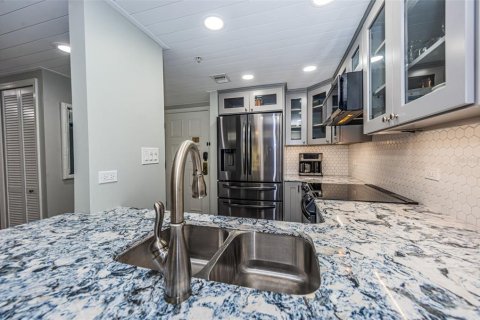 Copropriété à vendre à Palm Harbor, Floride: 1 chambre, 56.67 m2 № 1386509 - photo 8