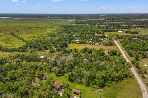 House in Myakka City, Florida 3 bedrooms, 216.09 sq.m. № 1386508 - photo 10