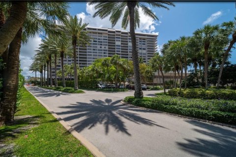 Copropriété à vendre à Miami, Floride: 3 chambres, 222.78 m2 № 466927 - photo 12