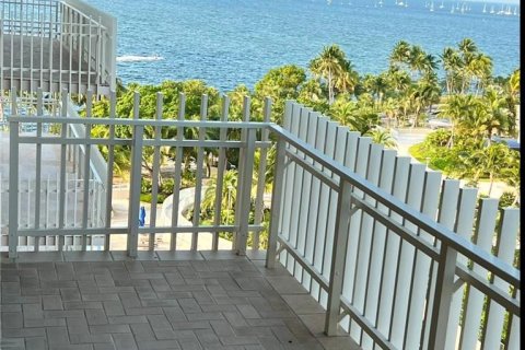 Copropriété à vendre à Miami, Floride: 3 chambres, 222.78 m2 № 466927 - photo 14