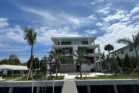Copropriété à vendre à Riviera Beach, Floride: 16 chambres, 1441.29 m2 № 1097904 - photo 10