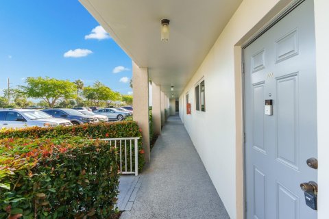 Copropriété à vendre à Sunrise, Floride: 2 chambres, 78.97 m2 № 1097876 - photo 14