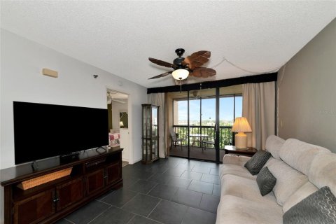 Condo in Port Charlotte, Florida, 2 bedrooms  № 1357441 - photo 10