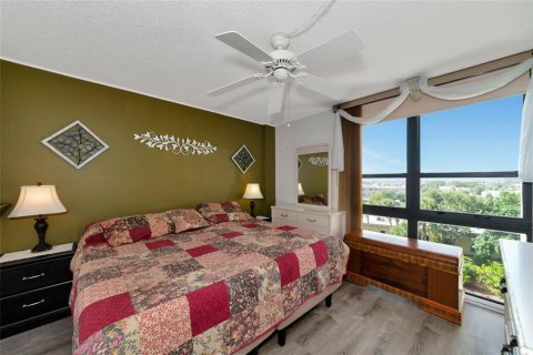 Condo in Port Charlotte, Florida, 2 bedrooms  № 1357441 - photo 19