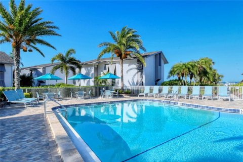 Copropriété à vendre à Sarasota, Floride: 2 chambres, 90.58 m2 № 1357941 - photo 25