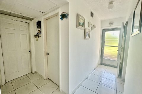 Copropriété à vendre à Lake Worth, Floride: 2 chambres, 100.33 m2 № 822981 - photo 20