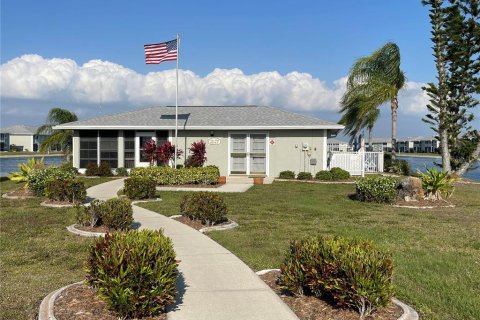 Condo in Punta Gorda, Florida, 2 bedrooms  № 1123109 - photo 27