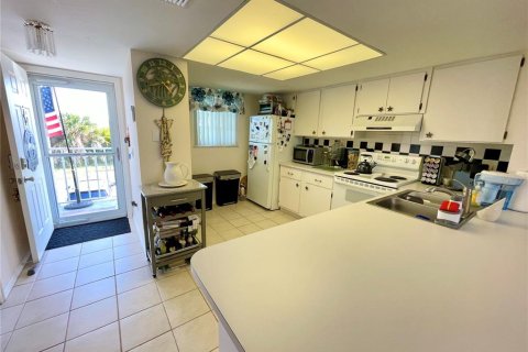 Condominio en venta en Punta Gorda, Florida, 2 dormitorios, 96.99 m2 № 1123109 - foto 5