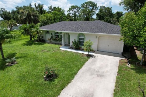 Villa ou maison à vendre à North Port, Floride: 2 chambres, 102.47 m2 № 1303827 - photo 2