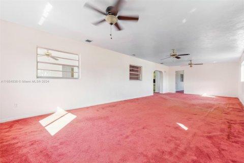 Villa ou maison à vendre à Miami, Floride: 3 chambres, 224.64 m2 № 1356981 - photo 17