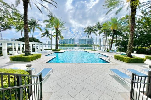 Copropriété à vendre à Aventura, Floride: 1 chambre, 82.96 m2 № 1155340 - photo 24