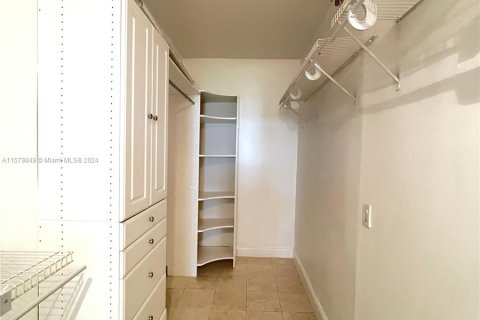 Copropriété à vendre à Aventura, Floride: 1 chambre, 82.96 m2 № 1155340 - photo 19