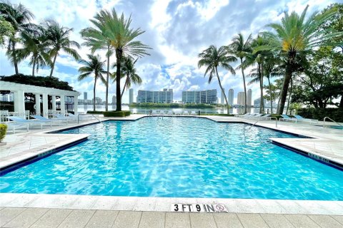 Condo in Aventura, Florida, 1 bedroom  № 1155340 - photo 25