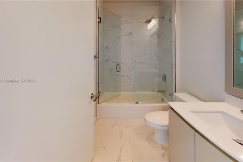 Condominio en venta en Miami, Florida, 2 dormitorios, 118.26 m2 № 1388222 - foto 24