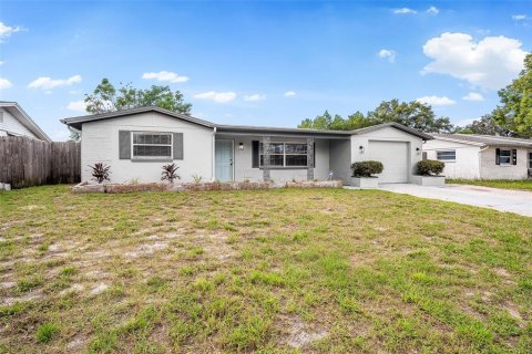 Villa ou maison à vendre à Port Richey, Floride: 2 chambres, 106.28 m2 № 1350556 - photo 1