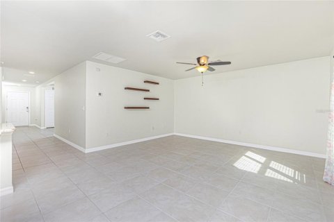 Villa ou maison à vendre à Punta Gorda, Floride: 3 chambres, 128.95 m2 № 1105881 - photo 12