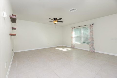 House in Punta Gorda, Florida 3 bedrooms, 128.95 sq.m. № 1105881 - photo 11