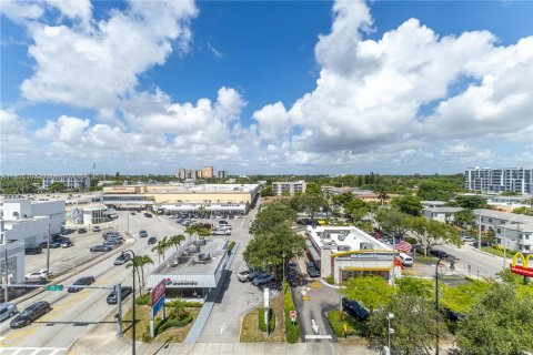 Propiedad comercial en venta en Miami, Florida № 1305265 - foto 20