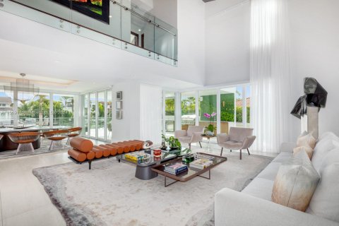 Casa en venta en Coral Gables, Florida, 6 dormitorios, 492.85 m2 № 1080859 - foto 15