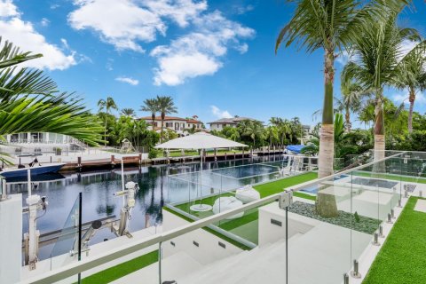 Villa ou maison à vendre à Coral Gables, Floride: 6 chambres, 492.85 m2 № 1080859 - photo 8