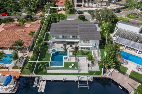 Villa ou maison à vendre à Coral Gables, Floride: 6 chambres, 492.85 m2 № 1080859 - photo 2